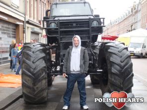 Hmmmm...... Hmmmm......